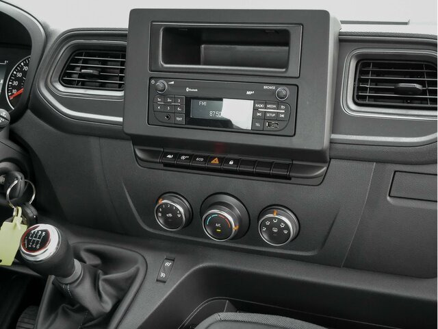 RENAULT Master Pritsche L4,3,5To,4200mm Ladefläche - Automašīna ar kravas platformu: foto 4 RENAULT Master Pritsche L4,3,5To,4200mm Ladefläche - Automašīna ar kravas platformu: foto 4
