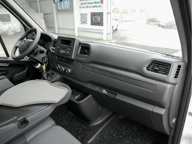 RENAULT Master Pritsche L4,3,5To,4200mm Ladefläche - Automašīna ar kravas platformu: foto 2 RENAULT Master Pritsche L4,3,5To,4200mm Ladefläche - Automašīna ar kravas platformu: foto 2