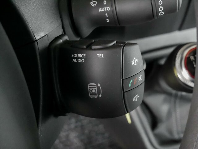 RENAULT Master Pritsche L4,3,5To,4200mm Ladefläche - Automašīna ar kravas platformu: foto 5 RENAULT Master Pritsche L4,3,5To,4200mm Ladefläche - Automašīna ar kravas platformu: foto 5