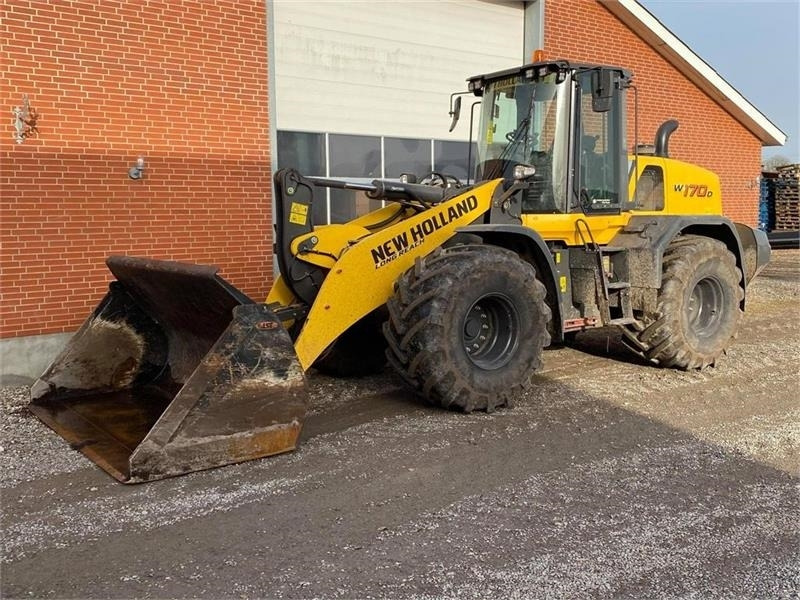 New Holland W170D lang arm - Riteņu iekrāvējs: foto 3 New Holland W170D lang arm - Riteņu iekrāvējs: foto 3