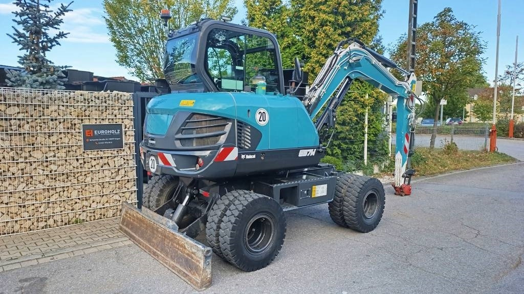 Bobcat Mobilbagger E 57 W, Schnellwechsler MS08, Allrad - Riteņu ekskavators: foto 4 Bobcat Mobilbagger E 57 W, Schnellwechsler MS08, Allrad - Riteņu ekskavators: foto 4