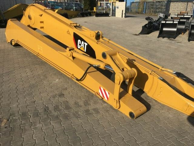 CAT 318 320 325 330 335 336 Long Reach Boom Lange Ar - Ekskavatora kauss: foto 1 CAT 318 320 325 330 335 336 Long Reach Boom Lange Ar - Ekskavatora kauss: foto 1