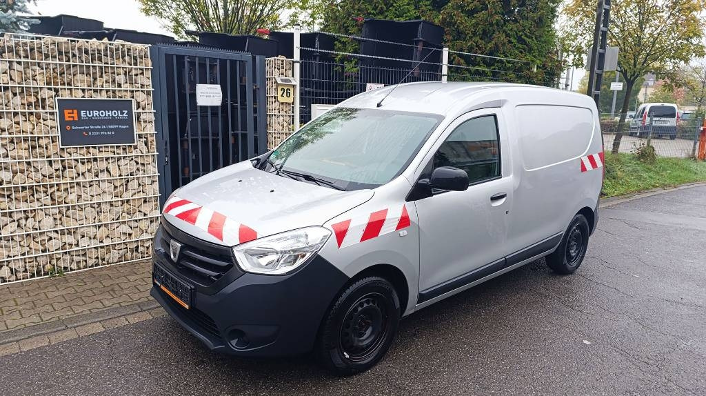 Dacia Dokker Transporter, Kastenwagen mit Schubladen - Mazs furgons: foto 1 Dacia Dokker Transporter, Kastenwagen mit Schubladen - Mazs furgons: foto 1