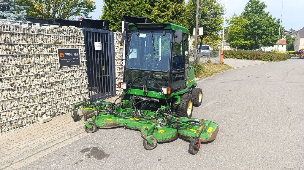 John Deere 1505 vollhydr. Großflächenmäher 3 m Mähwerk Allrad - Pļāvējs: foto 1 John Deere 1505 vollhydr. Großflächenmäher 3 m Mähwerk Allrad - Pļāvējs: foto 1