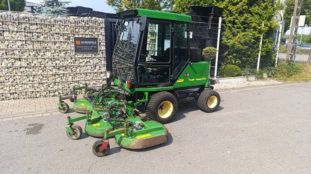 John Deere 1505 vollhydr. Großflächenmäher 3 m Mähwerk Allrad - Pļāvējs: foto 3 John Deere 1505 vollhydr. Großflächenmäher 3 m Mähwerk Allrad - Pļāvējs: foto 3