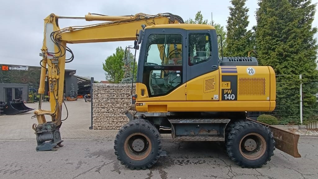 Komatsu PW 140 Mobilbagger Powertilt Schnellwechsler MS 10 - Riteņu ekskavators: foto 1 Komatsu PW 140 Mobilbagger Powertilt Schnellwechsler MS 10 - Riteņu ekskavators: foto 1