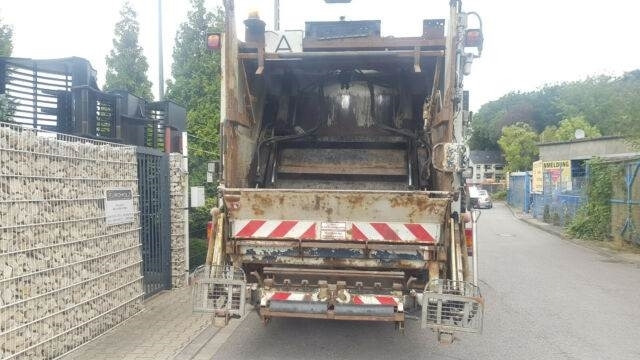 MAN Müllwagen 28.320 Klima Kamera Lenkachse - Atkritumu vedējs: foto 3 MAN Müllwagen 28.320 Klima Kamera Lenkachse - Atkritumu vedējs: foto 3