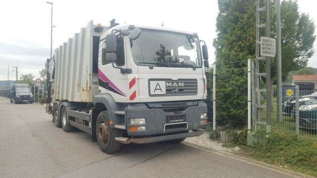 MAN Müllwagen 28.320 Klima Kamera Lenkachse - Atkritumu vedējs: foto 5 MAN Müllwagen 28.320 Klima Kamera Lenkachse - Atkritumu vedējs: foto 5