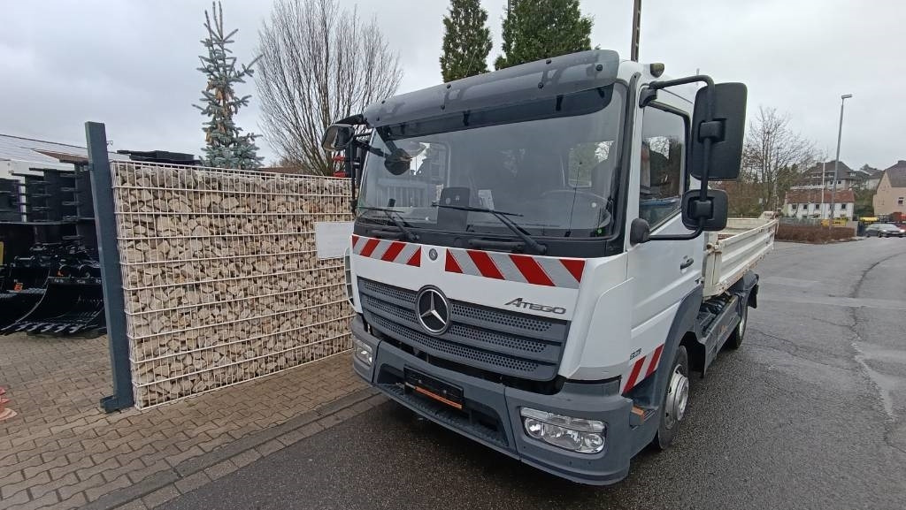 Mercedes-Benz Atego 821, Meiller, 3-Seiten-Kipper, Automatik - Kravas automašīna pašizgāzējs: foto 3 Mercedes-Benz Atego 821, Meiller, 3-Seiten-Kipper, Automatik - Kravas automašīna pašizgāzējs: foto 3