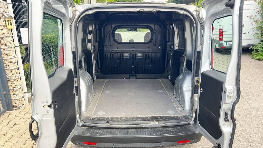 Furgons ar slēgtā virsbūve Opel Combo, 1.3 CDTi, Kastenwagen, Klima, PDC: foto 13