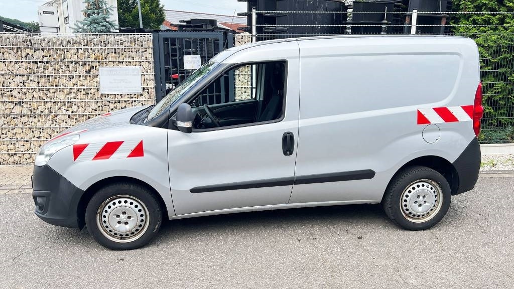Furgons ar slēgtā virsbūve Opel Combo, 1.3 CDTi, Kastenwagen, Klima, PDC: foto 8