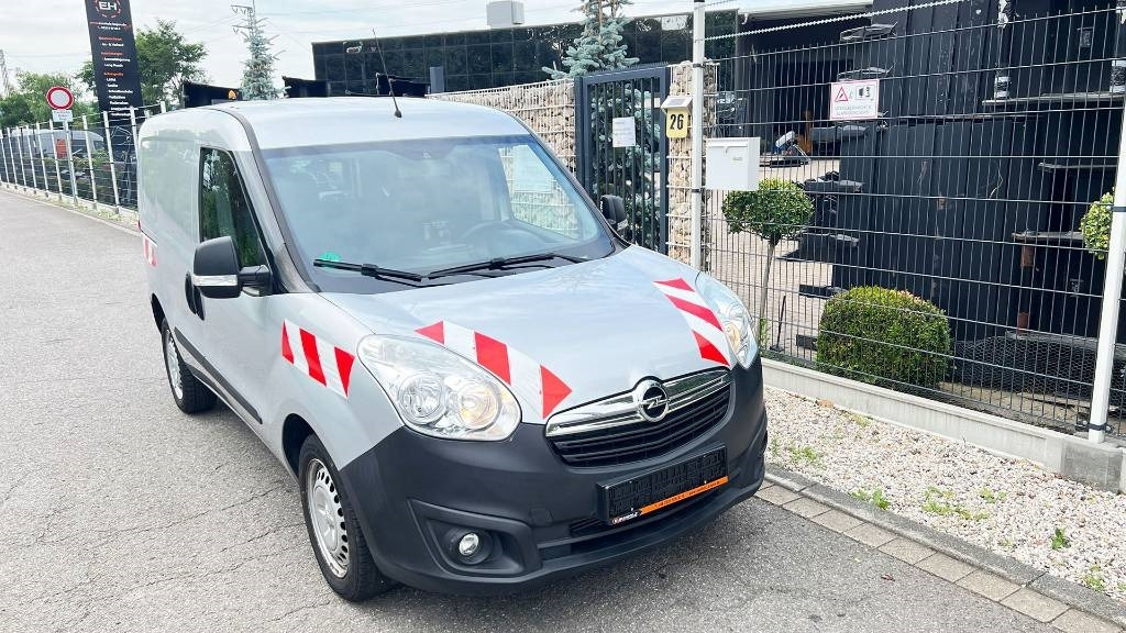 Opel Combo, 1.3 CDTi, Kastenwagen, Klima, PDC - Furgons ar slēgtā virsbūve: foto 5 Opel Combo, 1.3 CDTi, Kastenwagen, Klima, PDC - Furgons ar slēgtā virsbūve: foto 5