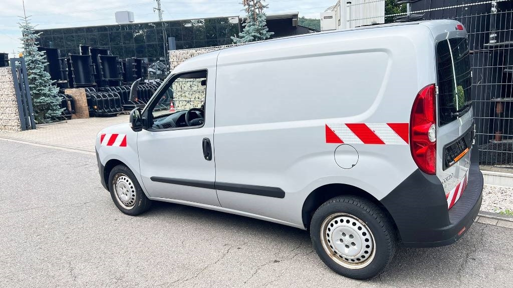 Furgons ar slēgtā virsbūve Opel Combo, 1.3 CDTi, Kastenwagen, Klima, PDC: foto 9