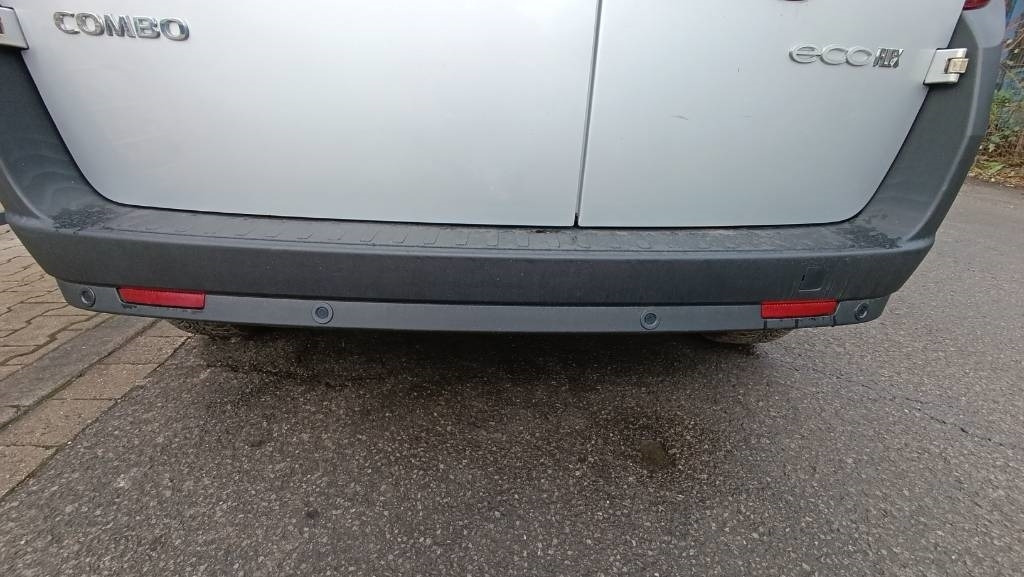 Opel Combo Kastenwagen Transp. Seitenschaden fahrbereit - Furgons ar slēgtā virsbūve: foto 5 Opel Combo Kastenwagen Transp. Seitenschaden fahrbereit - Furgons ar slēgtā virsbūve: foto 5