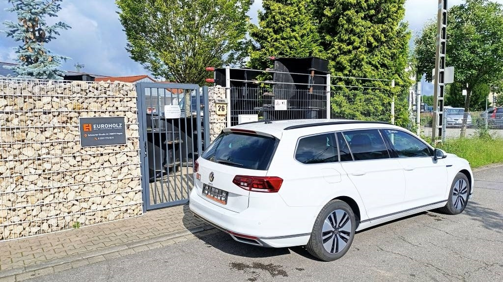 Volkswagen Passat GTE 1.4 Plug-In-Hybrid, Batterie neu, Navi - Vieglā automašīna: foto 3 Volkswagen Passat GTE 1.4 Plug-In-Hybrid, Batterie neu, Navi - Vieglā automašīna: foto 3
