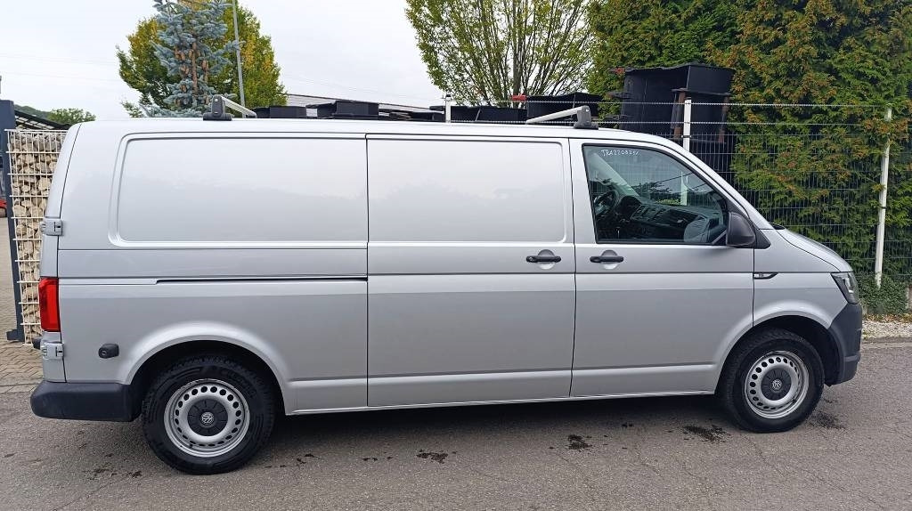 Volkswagen Transporter T6 TDI, Werkstattschränke Standheizung - Furgons ar slēgtā virsbūve: foto 2 Volkswagen Transporter T6 TDI, Werkstattschränke Standheizung - Furgons ar slēgtā virsbūve: foto 2