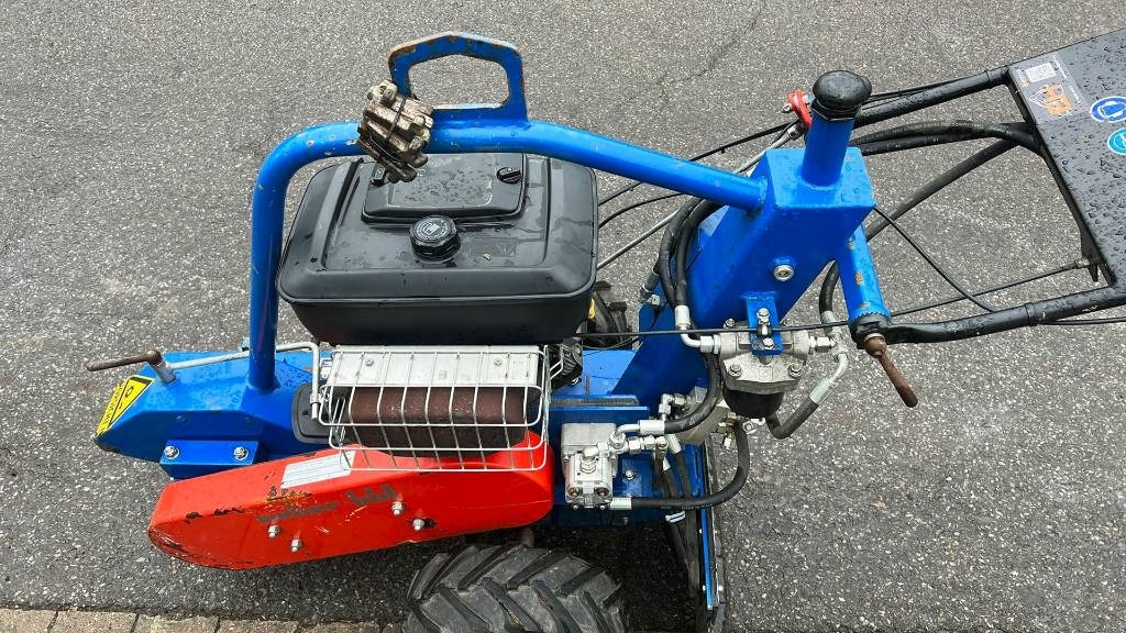 Celmu smalcinātājs Weber BSF 16M Baum-, Stumpf-, Holzfräse, Fahrmotor (V+R): foto 7