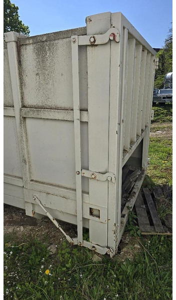 Big Hakenliftcontainer mit 5000 l Tank - Uzglabāšanas tvertne: foto 4 Big Hakenliftcontainer mit 5000 l Tank - Uzglabāšanas tvertne: foto 4