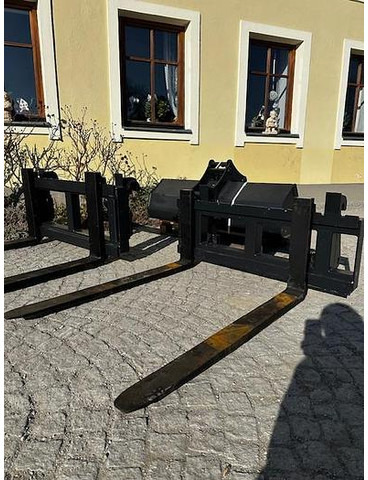 Big Palettengabel 120cm mit Liebherr 506 Aufnahme - Dakšas - Iekraušanas tehnika: foto 1 Big Palettengabel 120cm mit Liebherr 506 Aufnahme - Dakšas - Iekraušanas tehnika: foto 1