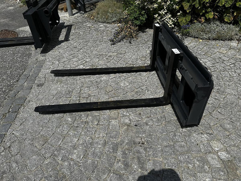 Big Palettengabel mit Bobcat 114cm Aufnahme - Dakšas - Iekraušanas tehnika: foto 2 Big Palettengabel mit Bobcat 114cm Aufnahme - Dakšas - Iekraušanas tehnika: foto 2