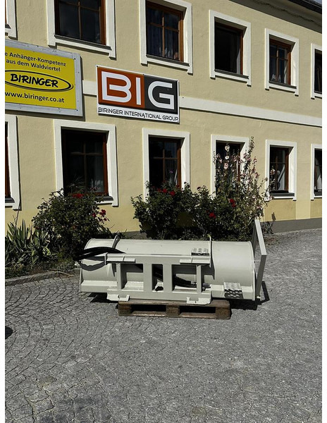 Cat LT18B TILLER - Augsnes apstrādes tehnika: foto 1 Cat LT18B TILLER - Augsnes apstrādes tehnika: foto 1