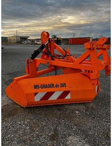 MS Grader 205 K - Greiders: foto 1 MS Grader 205 K - Greiders: foto 1