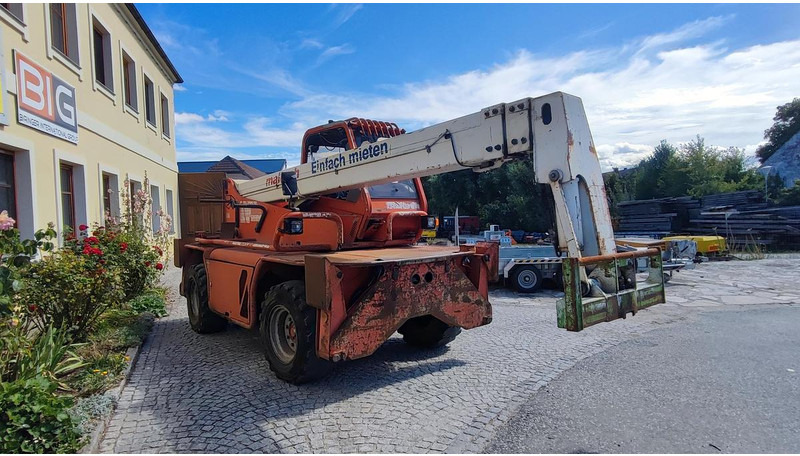 Merlo ROTO 30.16 Teleskoplader - Teleskopiskais iekrāvējs: foto 3 Merlo ROTO 30.16 Teleskoplader - Teleskopiskais iekrāvējs: foto 3