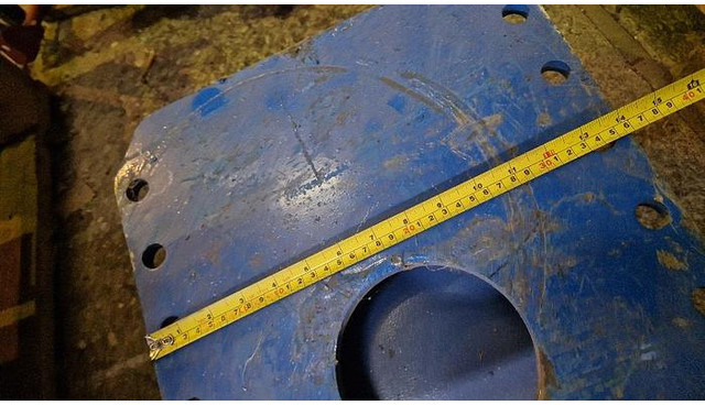 Mustang Abbruch & Sortiergreifer Anschraubplatte zu Mustang GRP250 / GR25 - Hidrauliskais āmurs: foto 4 Mustang Abbruch & Sortiergreifer Anschraubplatte zu Mustang GRP250 / GR25 - Hidrauliskais āmurs: foto 4