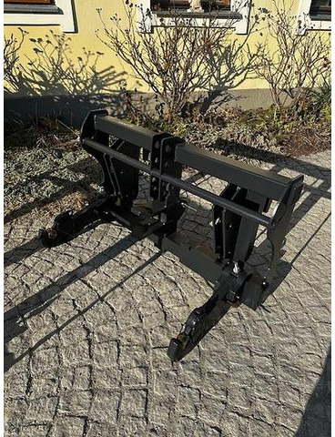 Big Genie / Terex Adapter mit 3 Punkt Aufnahme - Papildaprīkojums: foto 1 Big Genie / Terex Adapter mit 3 Punkt Aufnahme - Papildaprīkojums: foto 1