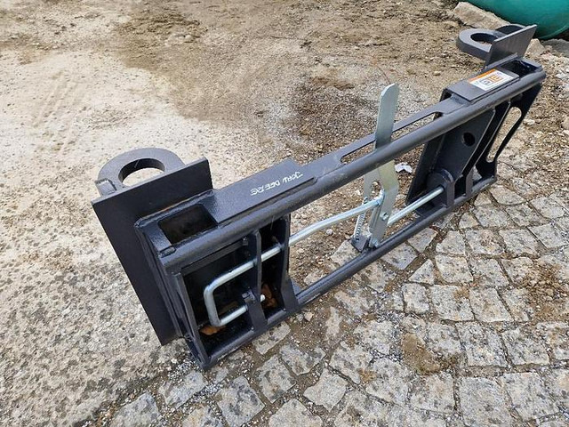 Big John Deere / Matbro Adapter mit Euro Aufnahme - Papildaprīkojums: foto 3 Big John Deere / Matbro Adapter mit Euro Aufnahme - Papildaprīkojums: foto 3