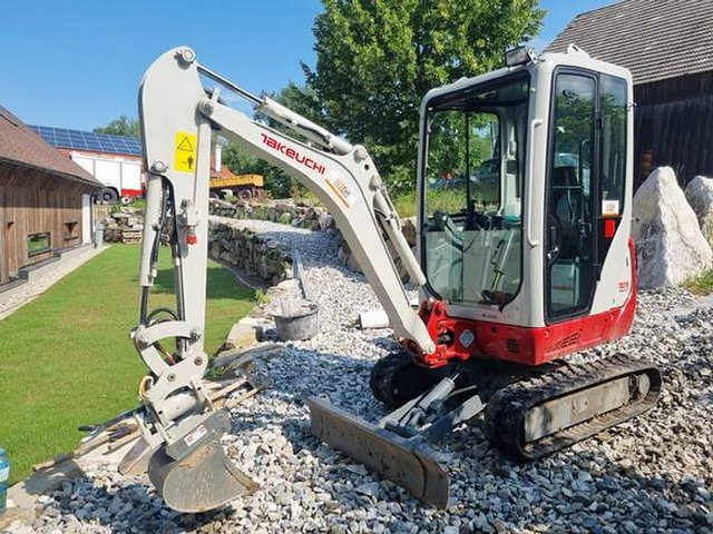 Takeuchi TB216 Minibagger - Mini-ekskavators: foto 1 Takeuchi TB216 Minibagger - Mini-ekskavators: foto 1