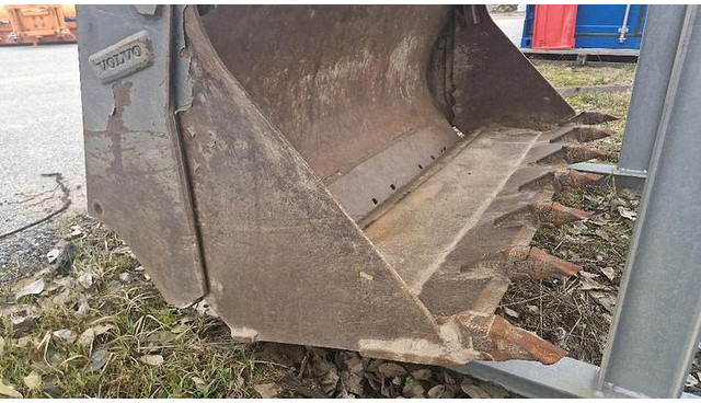 Volvo 4in1 Klappschaufel, Passend zu Volvo L25 180cm Arbeitbreite - Kauss: foto 2 Volvo 4in1 Klappschaufel, Passend zu Volvo L25 180cm Arbeitbreite - Kauss: foto 2