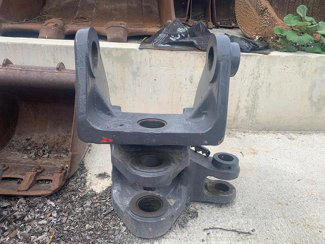 Volvo Stütze / Knickgelenk / Anbaubock passend zu Volvo ECR88 - Ekskavators: foto 4 Volvo Stütze / Knickgelenk / Anbaubock passend zu Volvo ECR88 - Ekskavators: foto 4
