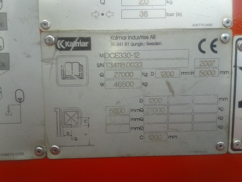Dīzeļiekrāvējs Kalmar DCE330-12: foto 7 Dīzeļiekrāvējs Kalmar DCE330-12: foto 7