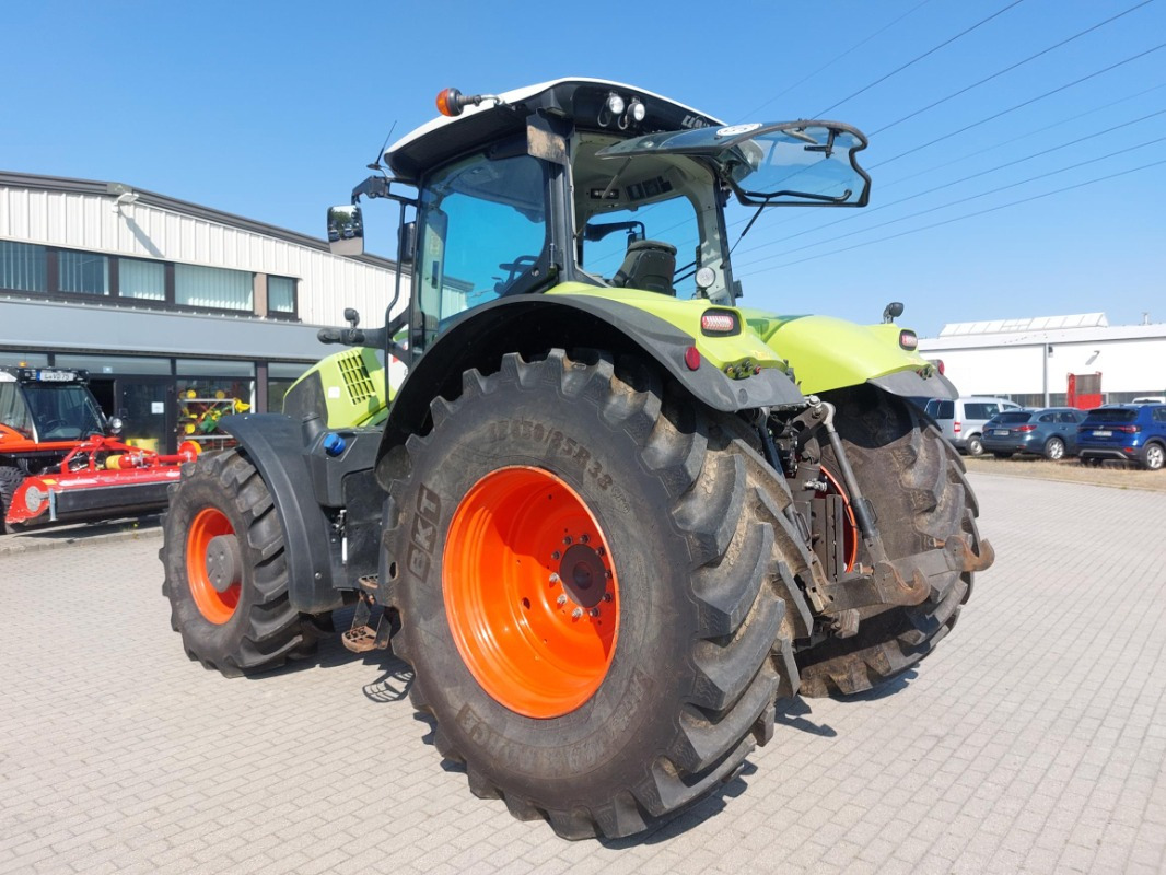 CLAAS Axion 850 - Traktors: foto 3 CLAAS Axion 850 - Traktors: foto 3