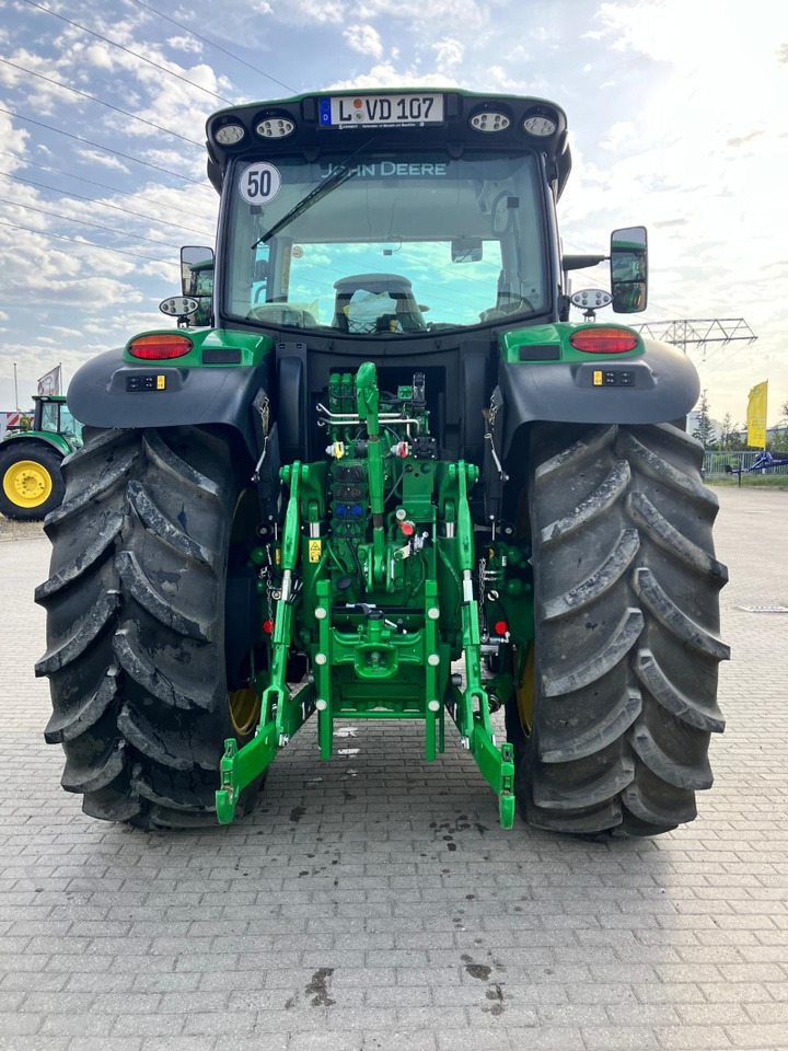 John Deere 6R 175 - Traktors: foto 3 John Deere 6R 175 - Traktors: foto 3