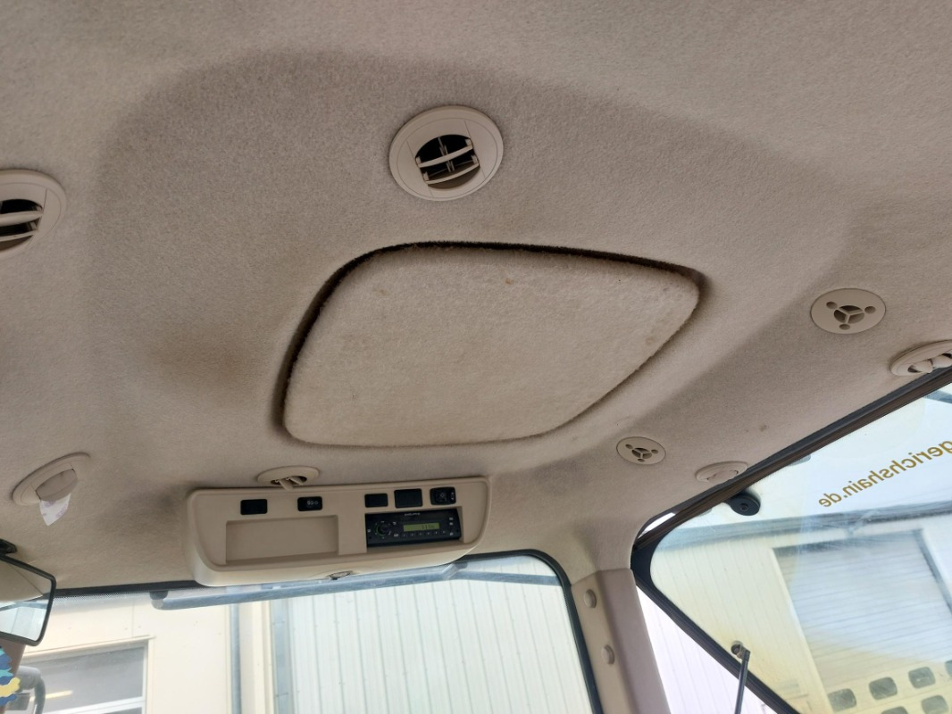 John Deere 7260R - Traktors: foto 4 John Deere 7260R - Traktors: foto 4