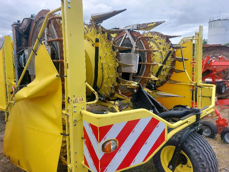 John Deere 9700i - Kombains: foto 2 John Deere 9700i - Kombains: foto 2