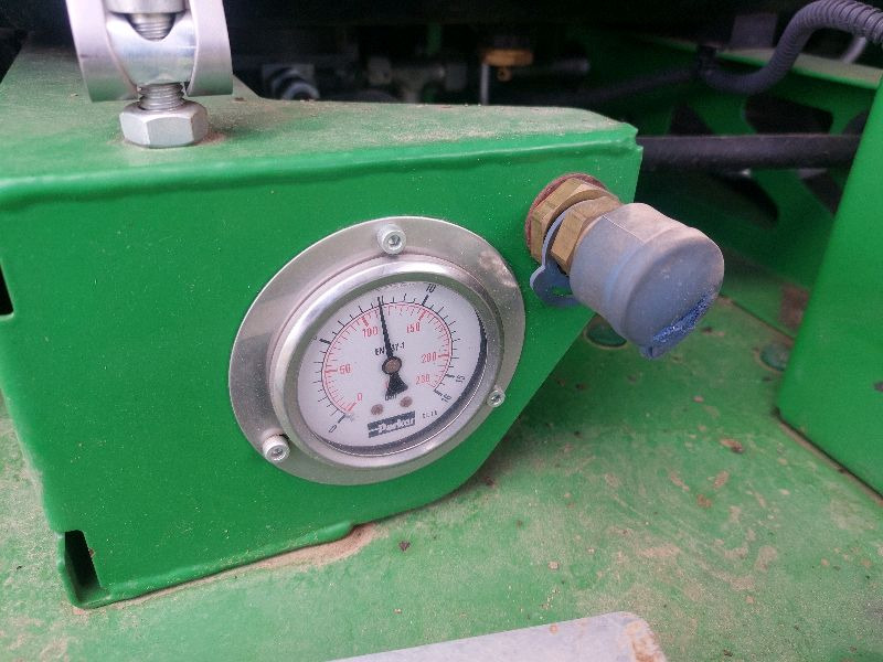 John Deere 9700i - Kombains: foto 1 John Deere 9700i - Kombains: foto 1