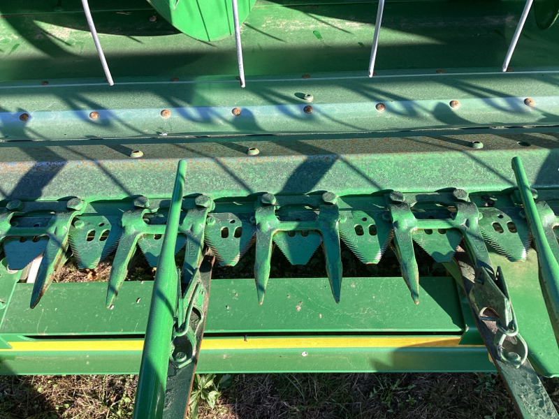 John Deere T660i mit 630X Schneidwerk - Labības kombains: foto 2 John Deere T660i mit 630X Schneidwerk - Labības kombains: foto 2