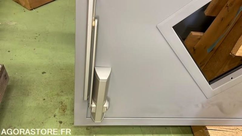2 portes de service neuve et complete - Instrument/ Aprīkojums: foto 5 2 portes de service neuve et complete - Instrument/ Aprīkojums: foto 5