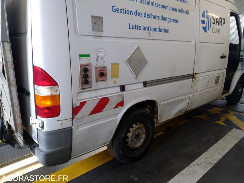 334-AFA-49 /Mercedes Sprinter avec Hayon Hydraulique - Kravas mikroautobuss: foto 3 334-AFA-49 /Mercedes Sprinter avec Hayon Hydraulique - Kravas mikroautobuss: foto 3