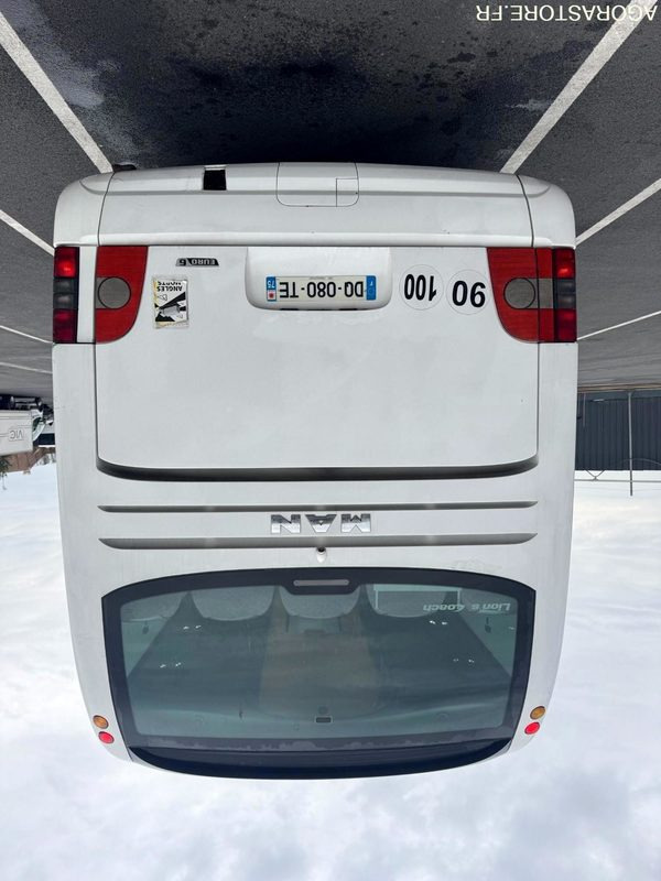 AUTOCAR MAN LIONS COACH R07 / 2015 / 850 000 KM / 53+1+1+WC - Starppilsētu autobuss: foto 4 AUTOCAR MAN LIONS COACH R07 / 2015 / 850 000 KM / 53+1+1+WC - Starppilsētu autobuss: foto 4