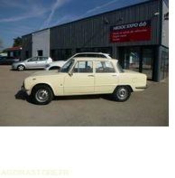 Alfa Romeo Giulia - 1976 - 92500km - COLLECTION - Livret d'origine - Vieglā automašīna: foto 3 Alfa Romeo Giulia - 1976 - 92500km - COLLECTION - Livret d'origine - Vieglā automašīna: foto 3