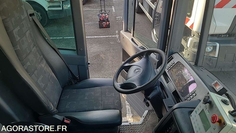 BA 543 PD - MERCEDES ECONIC 2633 - 2010 - 256434KM - Atkritumu vedējs: foto 5 BA 543 PD - MERCEDES ECONIC 2633 - 2010 - 256434KM - Atkritumu vedējs: foto 5