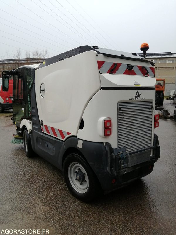 BALAYEUSE - MATHIEU - AZURA FLEX - 2020 / 4222 HEURES - Ielu tīrīšanas mašīna: foto 4 BALAYEUSE - MATHIEU - AZURA FLEX - 2020 / 4222 HEURES - Ielu tīrīšanas mašīna: foto 4