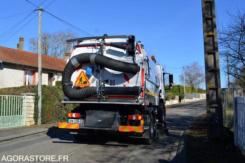 BALAYEUSE MERCEDES ATEGO 95000kms 2019 - Ielu tīrīšanas mašīna: foto 2 BALAYEUSE MERCEDES ATEGO 95000kms 2019 - Ielu tīrīšanas mašīna: foto 2