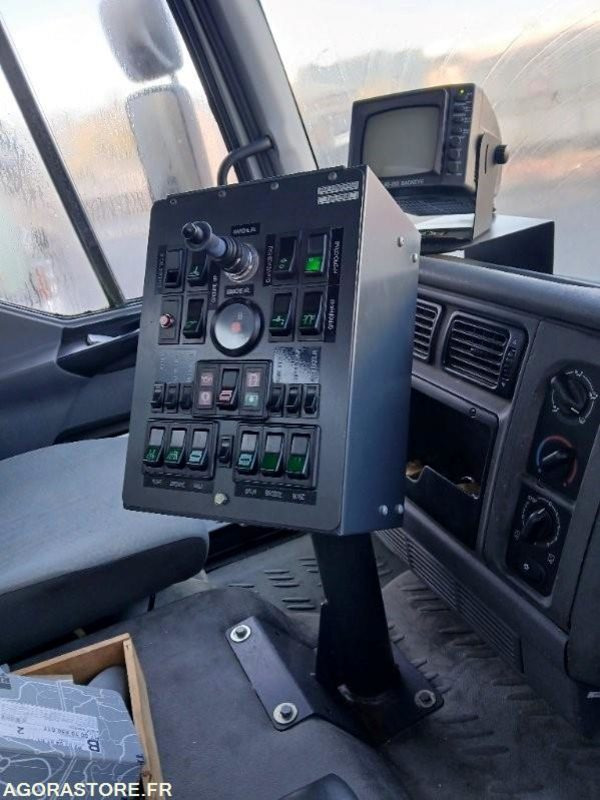 BALAYEUSE RENAULT MIDLUM 220 DCI - Ielu tīrīšanas mašīna: foto 2 BALAYEUSE RENAULT MIDLUM 220 DCI - Ielu tīrīšanas mašīna: foto 2