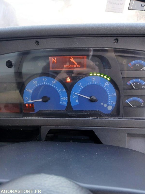 BALAYEUSE RENAULT MIDLUM 220 DCI - Ielu tīrīšanas mašīna: foto 4 BALAYEUSE RENAULT MIDLUM 220 DCI - Ielu tīrīšanas mašīna: foto 4