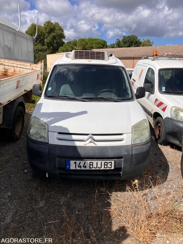 BERLINGO FRIGO / NON ROULANT - Mazs furgons: foto 1 BERLINGO FRIGO / NON ROULANT - Mazs furgons: foto 1
